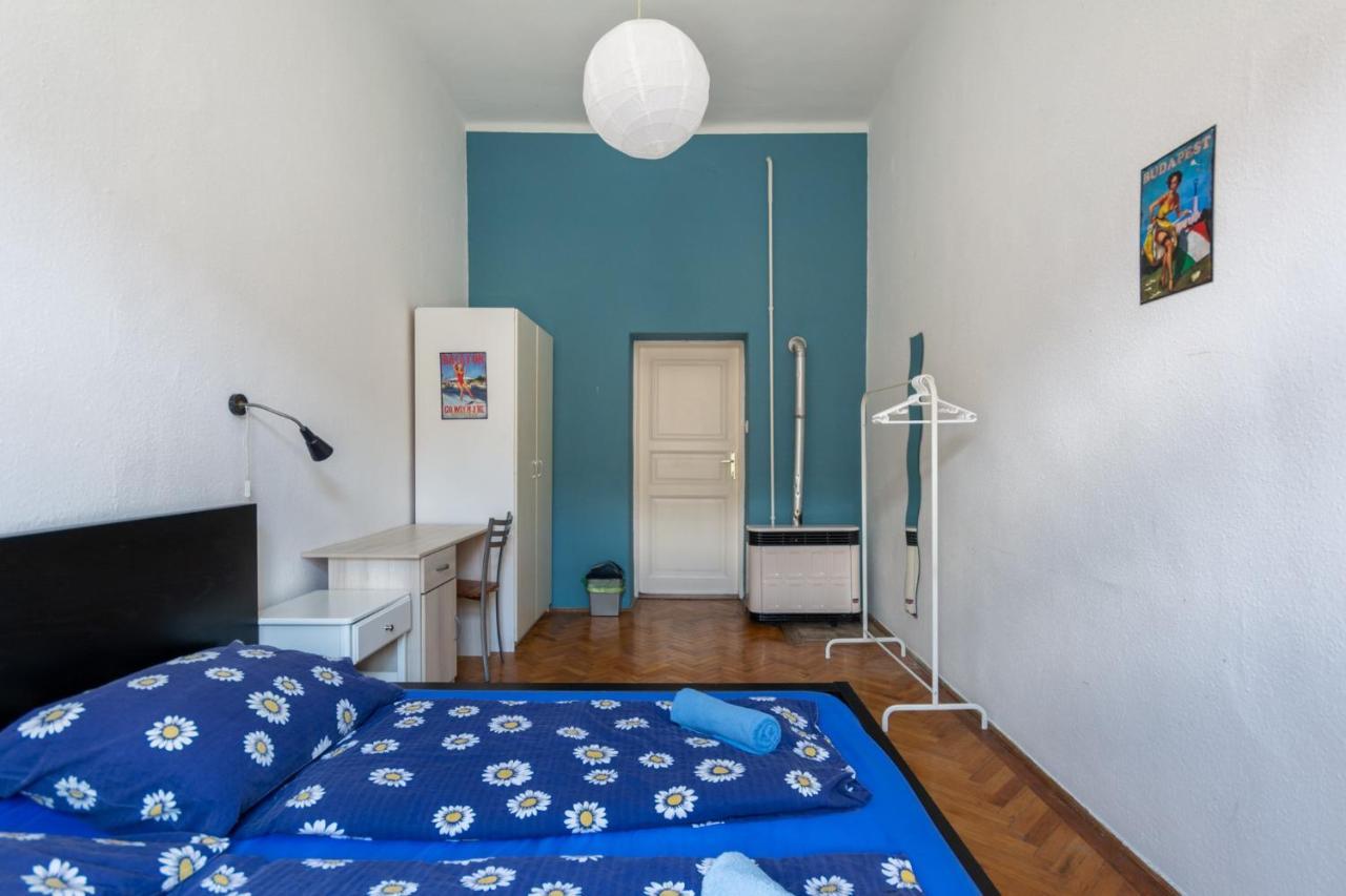 Downtown Funk Apartment