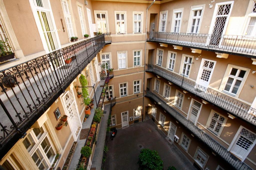 Downtown Funk Apartment Budapest